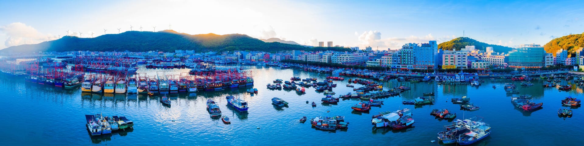 Zhapo National Center fishing port, hailing island, Yangjiang City, Guangdong Province, China