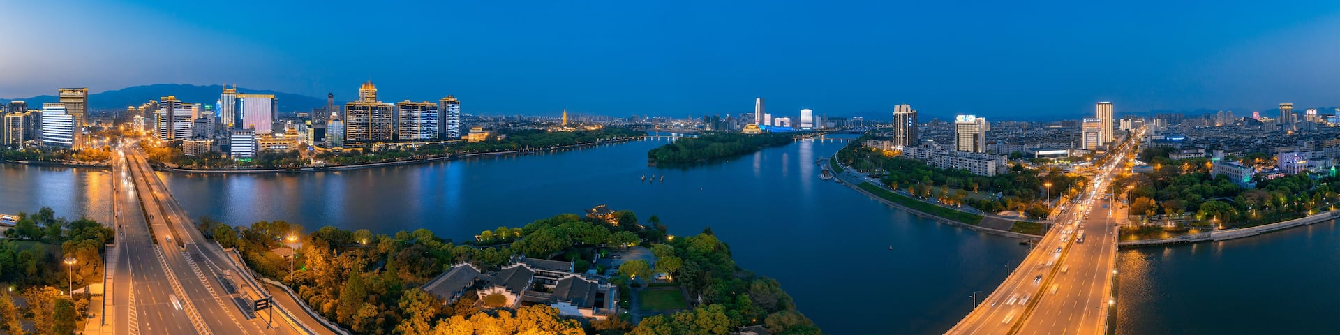 Urban environment at the intersection of Jinhua River,Yangjiang River and Wuyi River, Jinhua City, Zhejiang Province, China