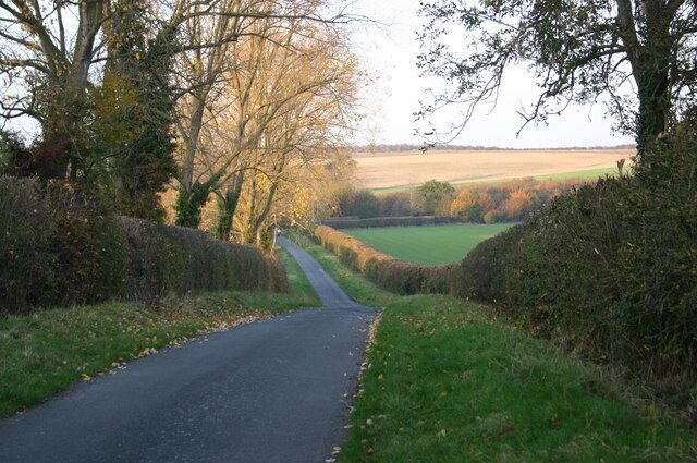 Chilworth Road Chilworth Road heads down the hill