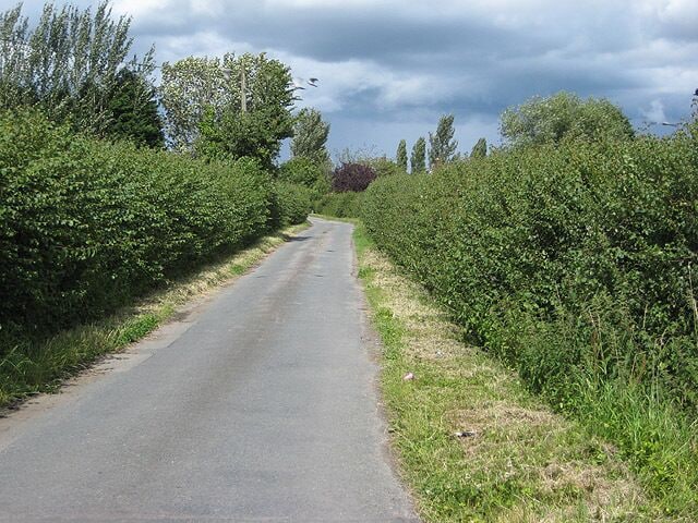 No through road, Down Hatherley Leading to Wood Farm.