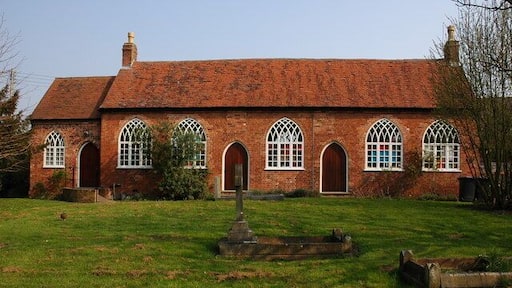 Former school? Chaddesley Corbett This building stands in the churchyard to the north of the church, a plaque on the end wall reads 'These Schools were rebuilded (sic) and enlarged in the year 1809.'