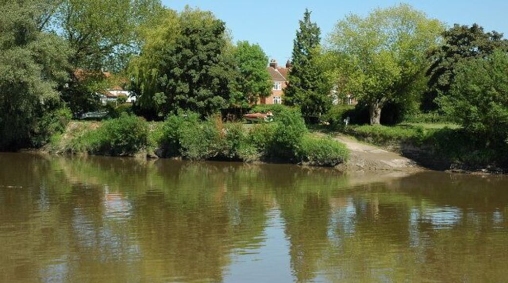 The River Severn at Quedgeley View across the River Severn from the Minsterworth bank.