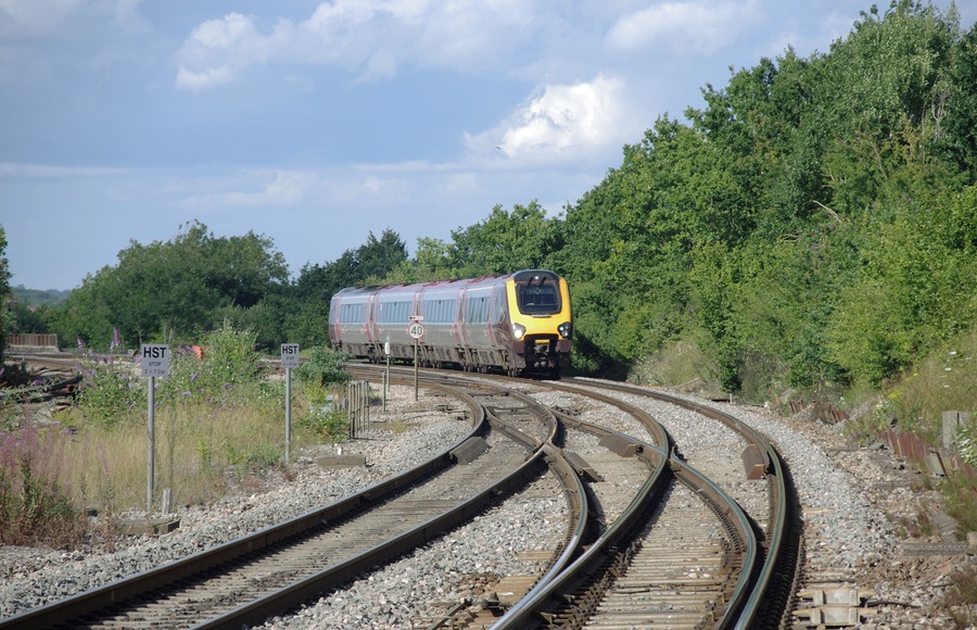 A CrossCountry Class 220 approaches Filton Abbey Wood at speed with a southbound service.