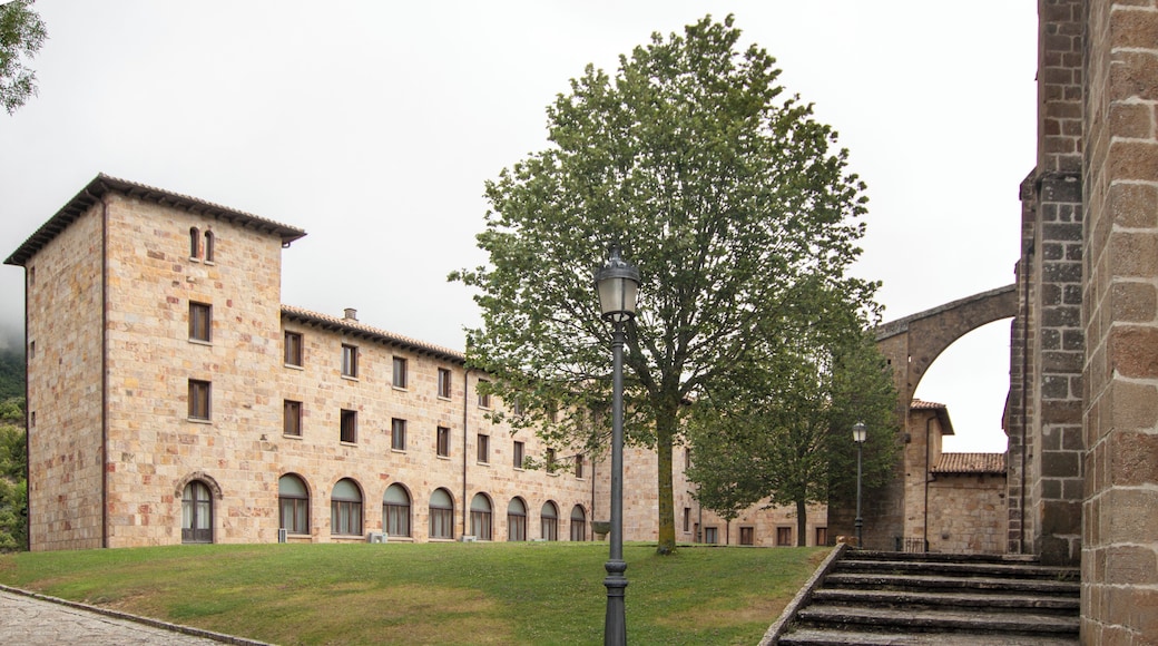 This is a photo of a monument indexed in the Spanish heritage register of Bienes de Interés Cultural under the reference RI-51-0000007.