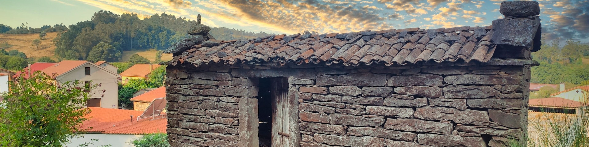 Dry-stone granary called horreo in Lago village, Mazaricos municipality, Way to Saint James, Galicia, Spain