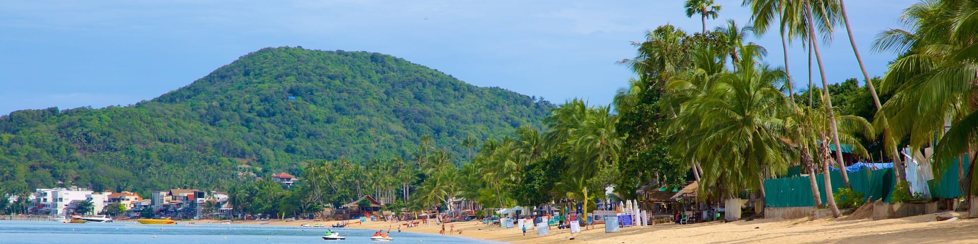 ボプット ビーチ 表示 ビーチ と 山々