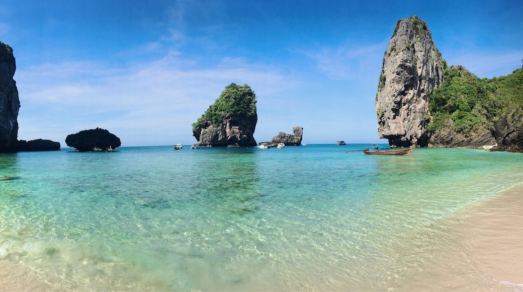 An isolated beach in Thailand is hard to come by and this one was beyond beautiful #beachbound