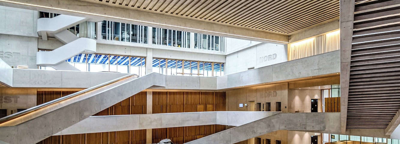 Staircase maze inside this university campus
Pool Architekten, 2018