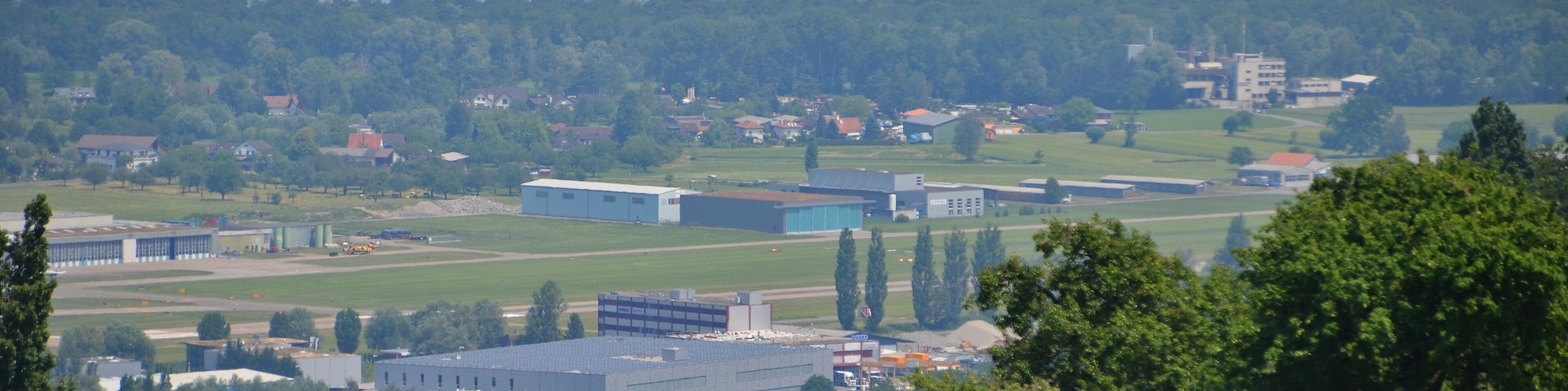 Blick zum Flugplatz Sankt Gallen-Altenrhein, IATA: ACH