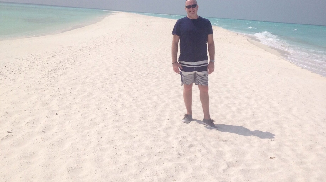 Being alone on the sandbank at the end of the island feels like being on the moon!