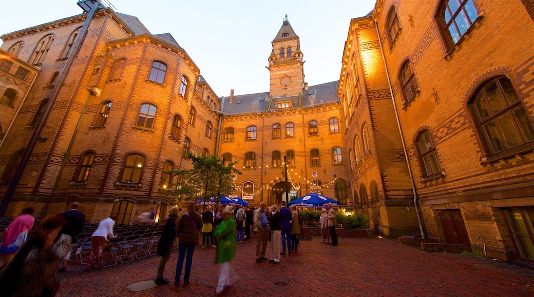 Bremen featuring heritage elements as well as a small group of people