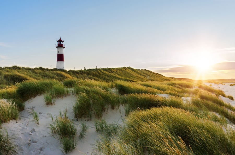 Lighthouse List East at sunset with sunstar, Ellenbogen, Sylt, Schleswig-Holstein, Germany; Shutterstock ID 321653501; Purchase Order: SP-1394 HA Batch 3 Part 1; Order Number: ; Client/Licensee: HomeA