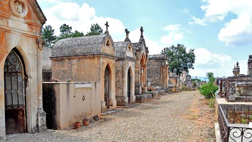 I have found you can tell a lot about an area by visiting a cemetery. Is it maintained? Is it neat? Is there a show of respect? #OnTheRoad