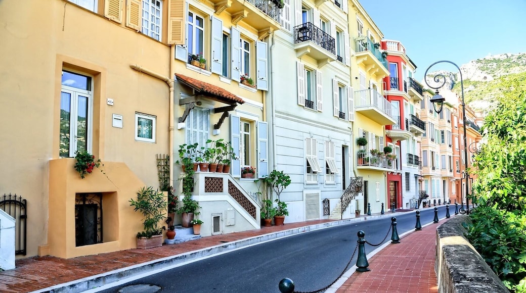 The streets here are like a movie set. Nothing out of place.
#architecture