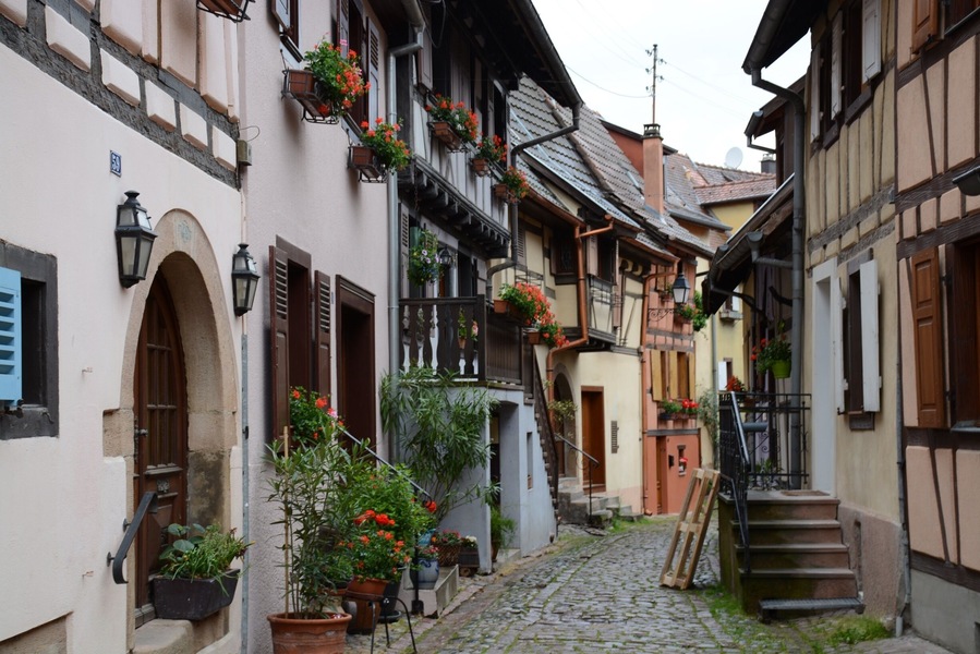 Beautiful villages along the Alsatian Wine Route. #eguisheim #alsace #france