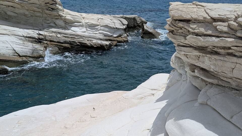 Governor beach with white limestone cliffs.