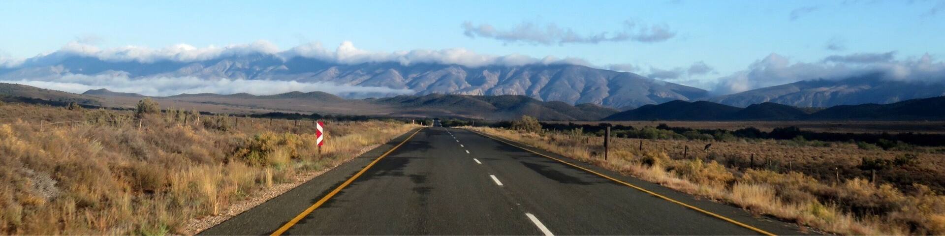 Road between Willowmore and De Rust