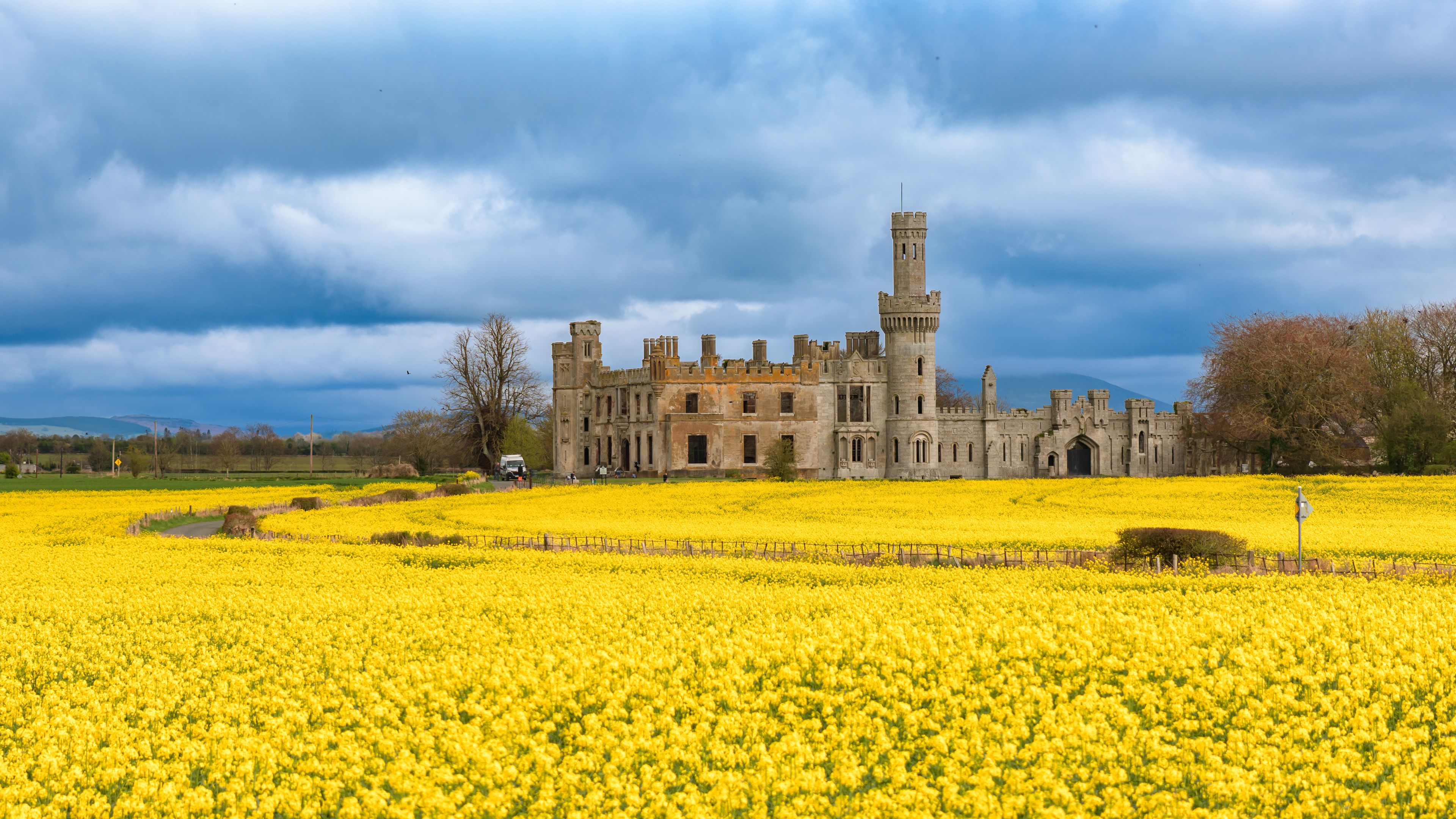 Duckett's GroveCastle Ireland, awesome landscape with a medieval ruin