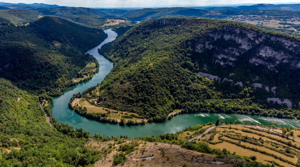 Les gorges de l'Ain depuis le mont Balvay à Leyssard, Bugey, France