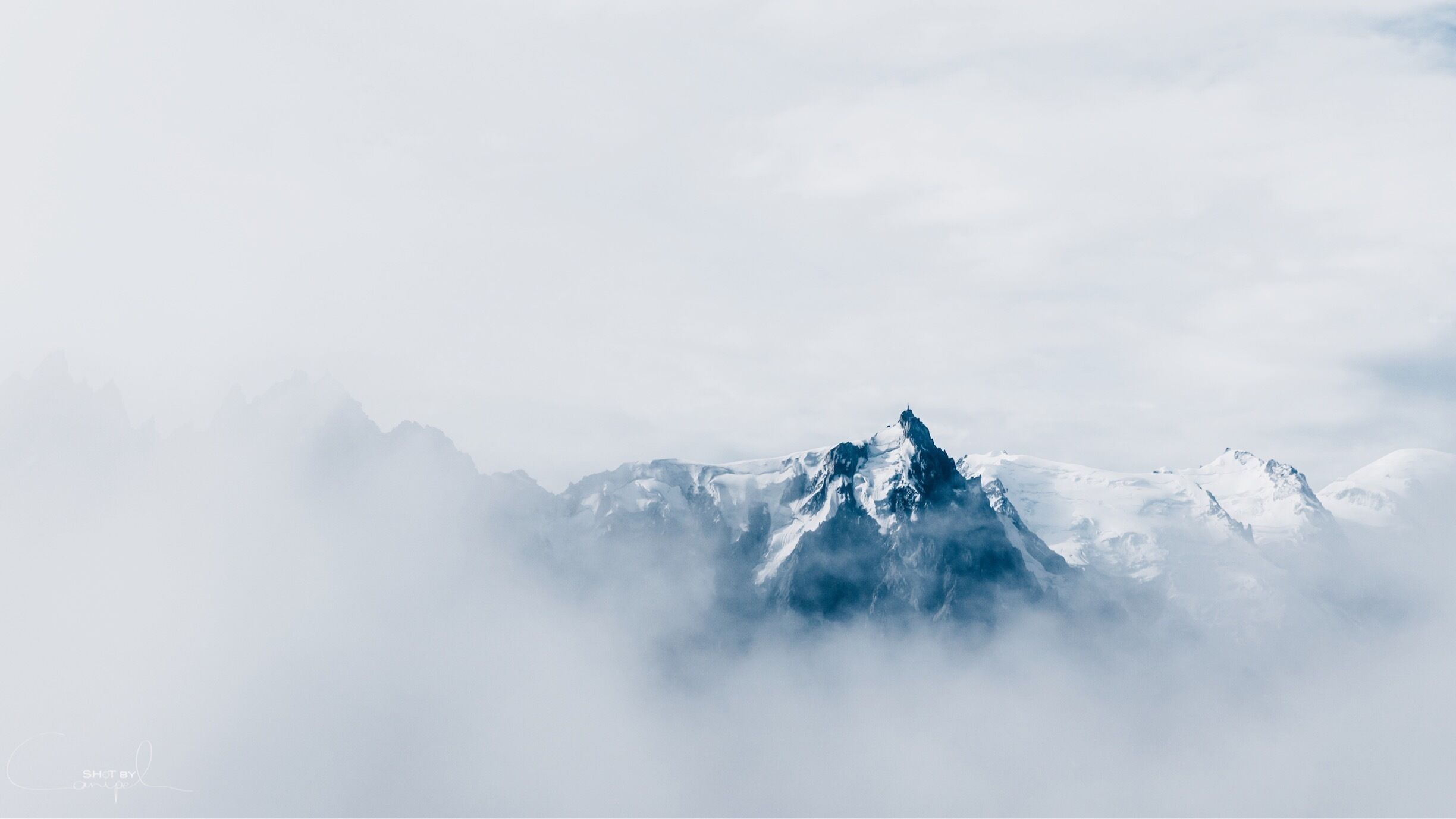 A view on Aiguille du Midi rising up through the mist. #france #hiking #mountains #troveon #mist #alps