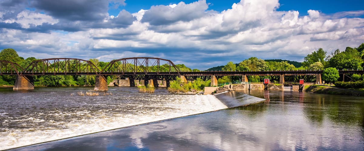Dam and train bridge over the Delaware River in Easton, Pennsylv