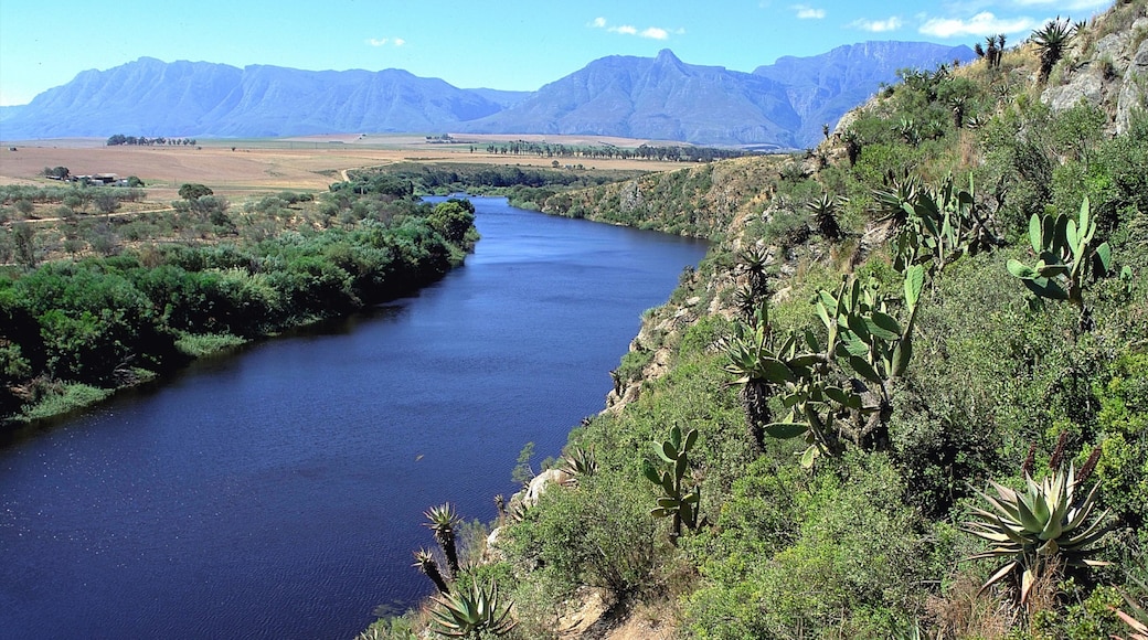 Swellendam som viser fjell, elv eller bekk og landskap