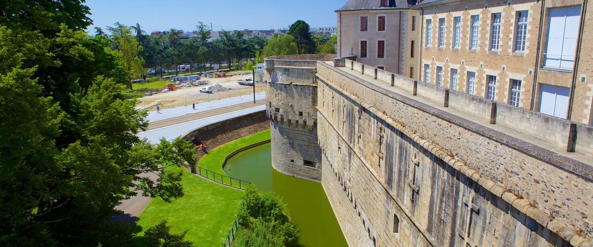 Nantes montrant patrimoine historique et patrimoine architectural
