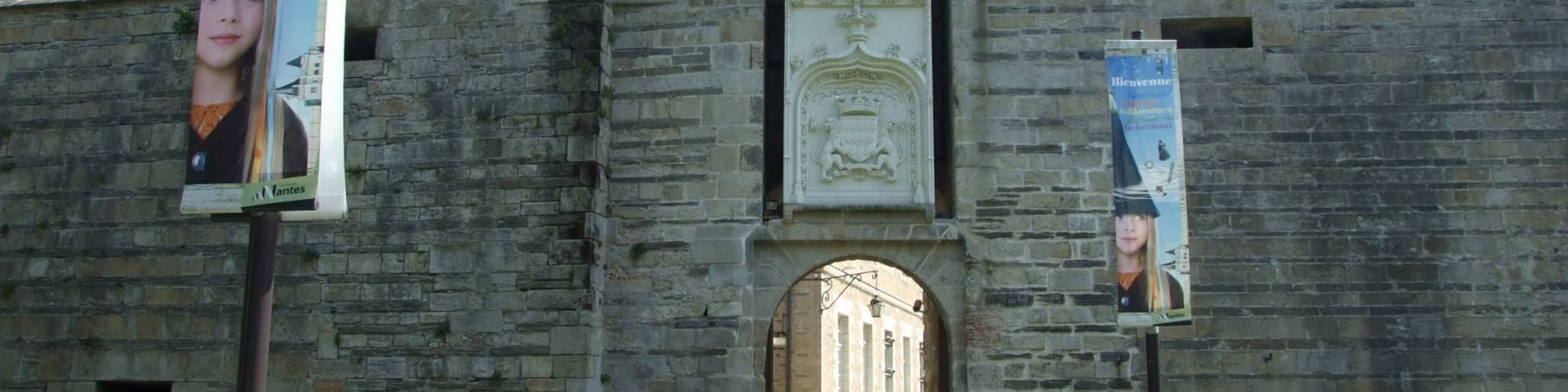 Following 15 years of works and three years of closure to the public, the Castle of the Dukes of Brittany was reopened on 9 February 2007 and is now a popular tourist attraction.
#architecture
#BestOf5
