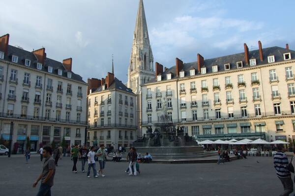 A beautiful and pleasant market place in centre of Nantes
#architecture