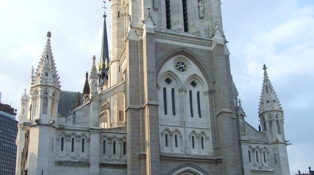 This church in the heart of Nantes was built in 1844,
It´s impressive organ is the main attraction. It was destroyed during World War II and rebuilt in 2002.
#architecture