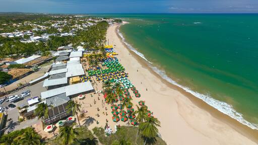 Imagem Aérea da Praia de Guarajuba, Camaçari, Bahia, Brasil