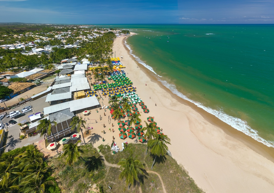 Imagem Aérea da Praia de Guarajuba, Camaçari, Bahia, Brasil