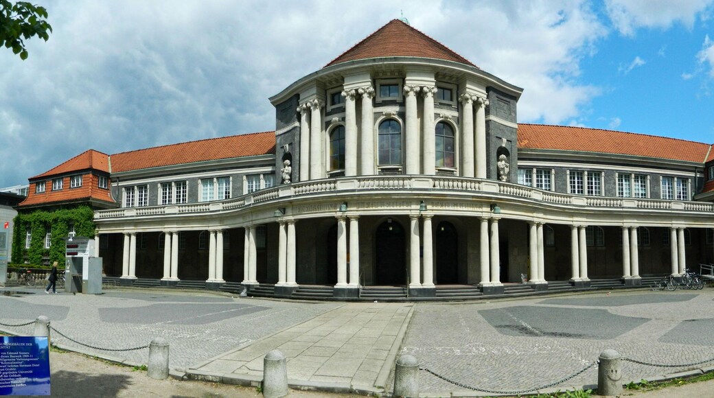 Vorlesungsgebäude der Uni