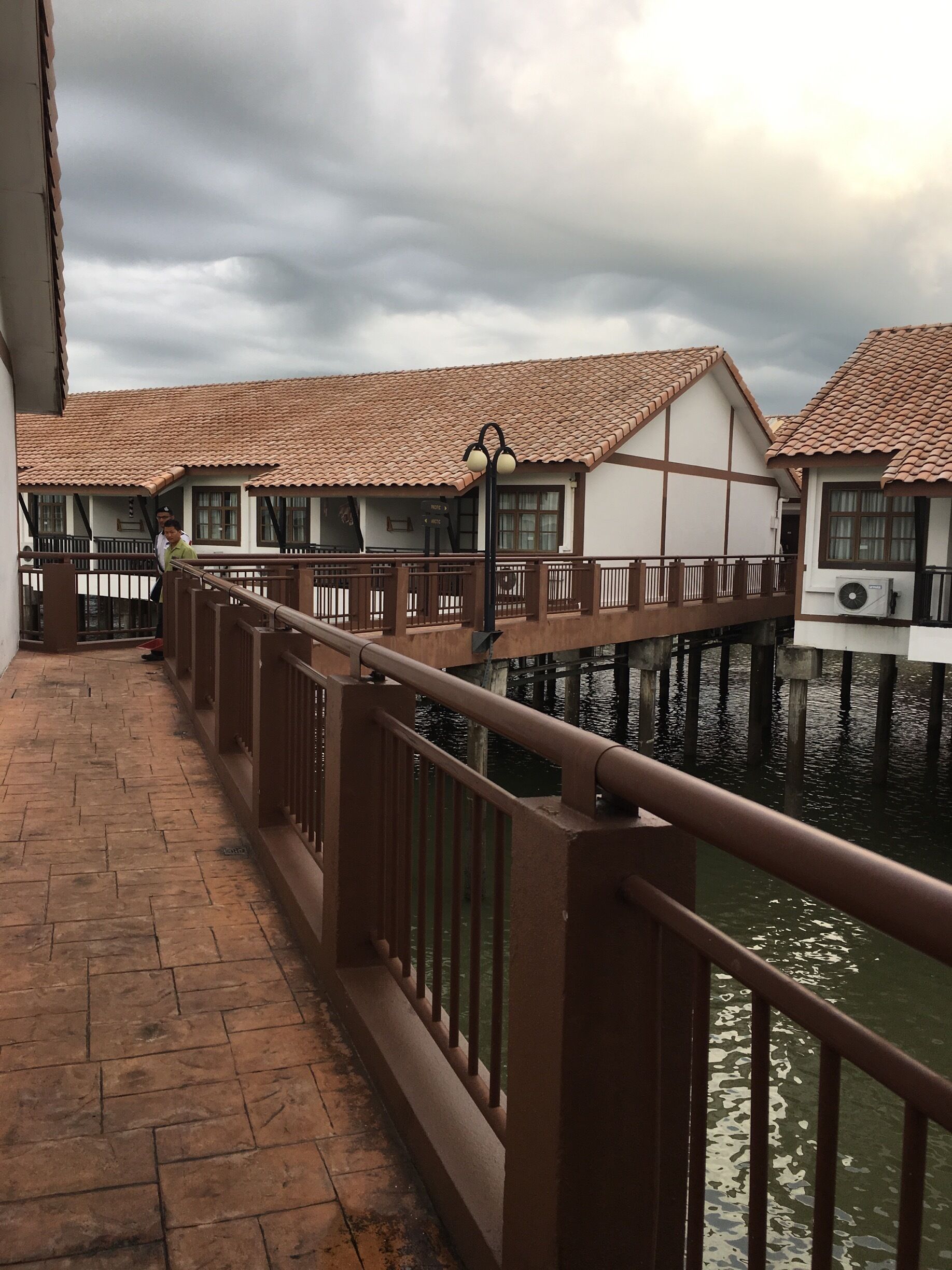 Nice hotel for relaxation with reasonable price. 