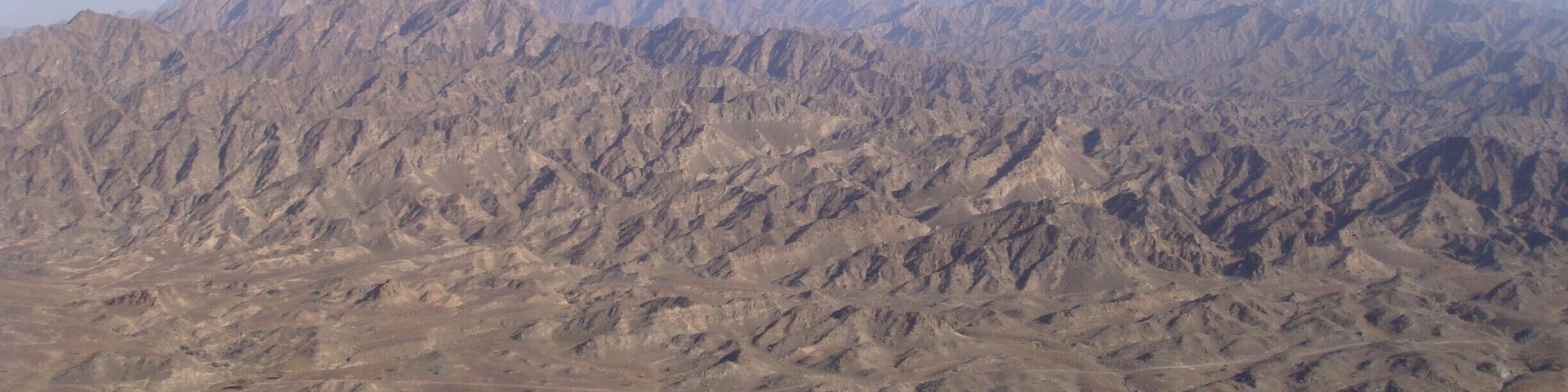 Hatta Rocky Mountains
#wanderwoman #uae