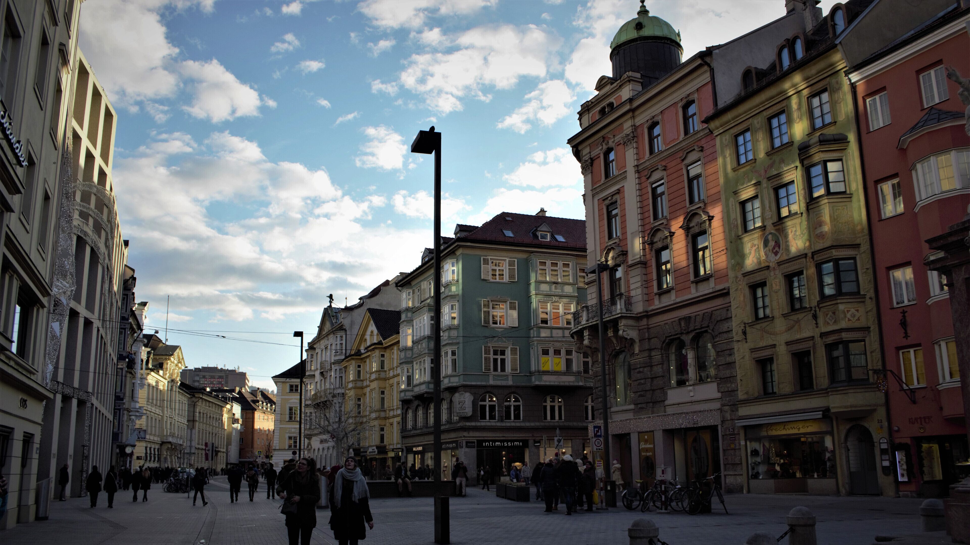 View of the Maria-Theresien-Strasse and Anichstrasse junction.