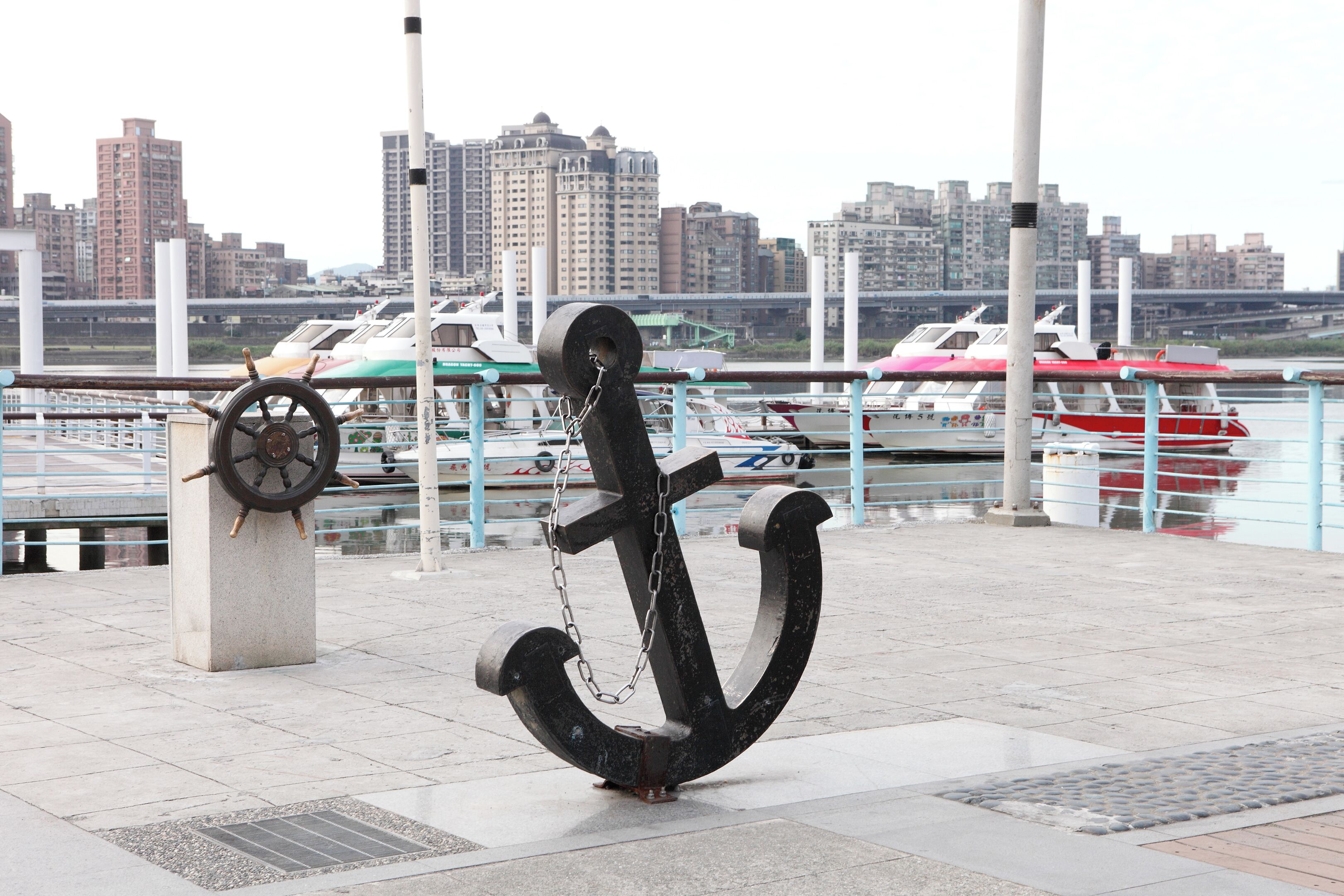 台北 > 大稻埕碼頭 Dihua Street