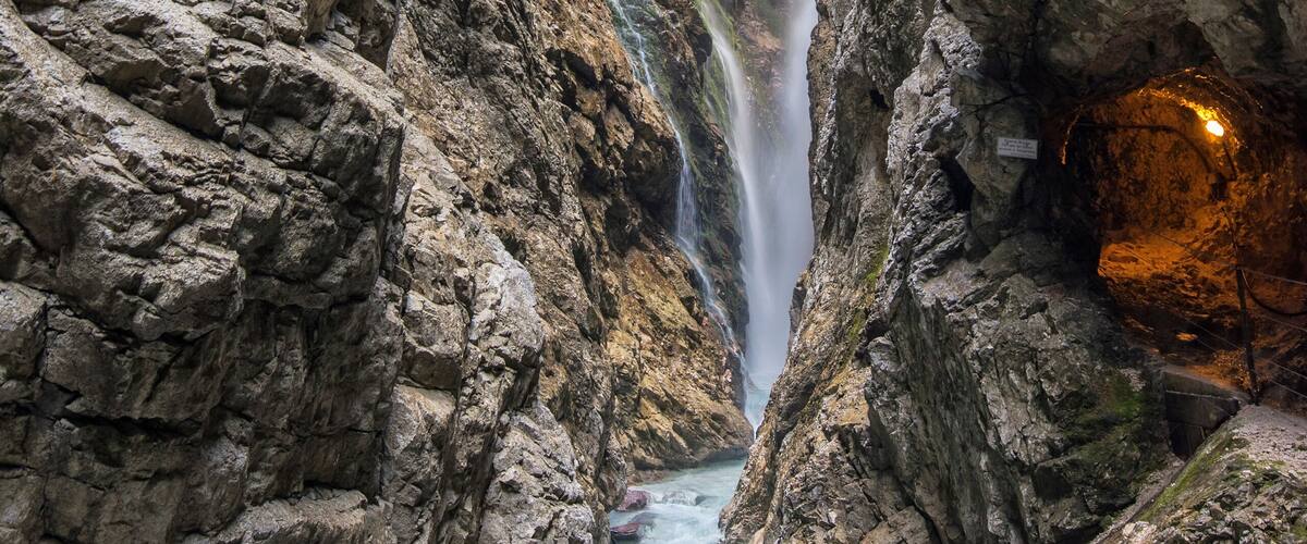 Höllentalklamm is a gorge in German Alps under two of the highest mountains Zugspitze and Alpspitze. Get ready to get wet but those views are fantastic. Really great #adventure