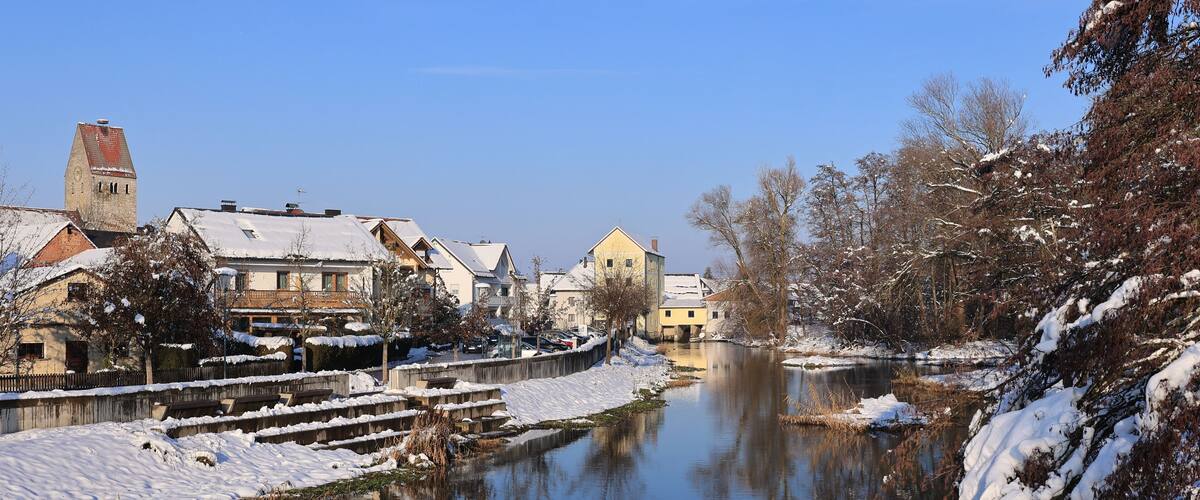 Blick auf die Altstadt von Bad Gögging in Bayern