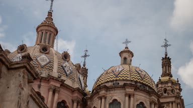 Its most distinctive feature is the Baroque-style parish church in the centre of the city dedicated to Saint Francis of Assisi.
Tepatitlan de Morelos in Jalisco, Mexico