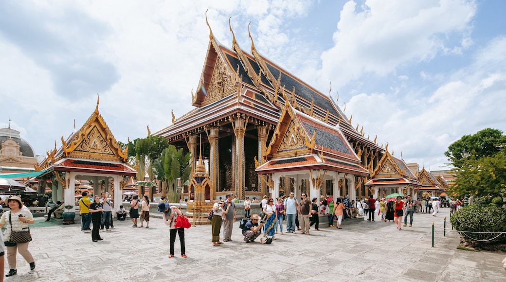 Temple of the Emerald Buddha showing a temple or place of worship and heritage architecture
