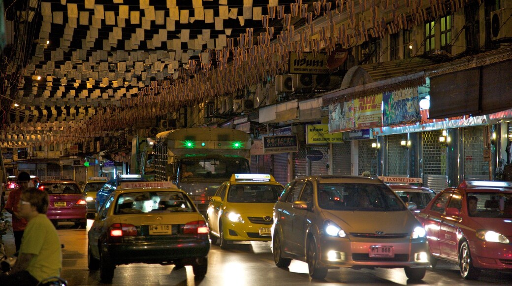Phra Nakhon showing night scenes and central business district