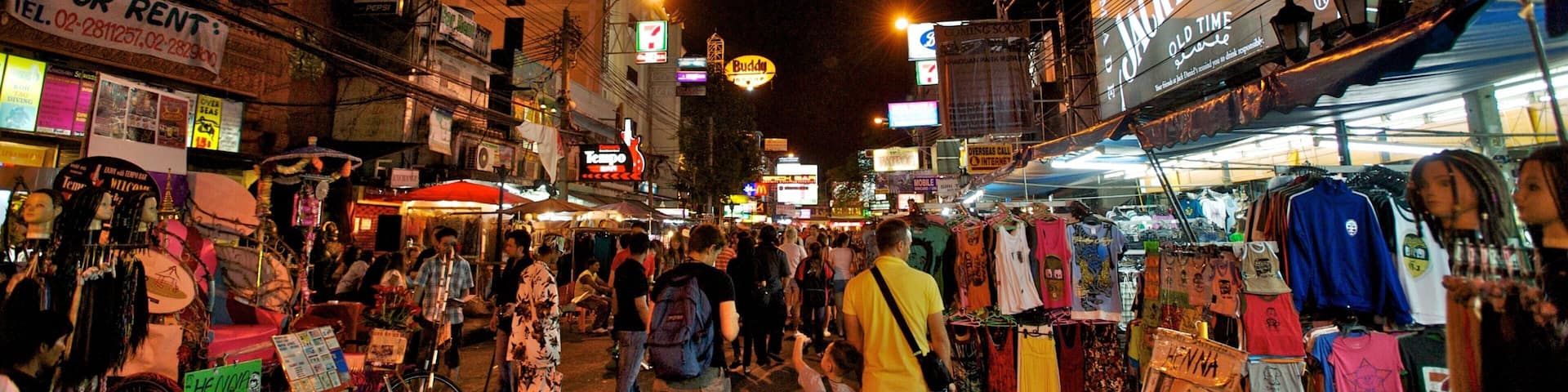 Khao San Road showing markets, a city and nightlife