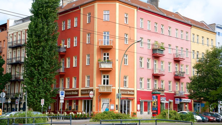 Prenzlauer Berg featuring street scenes