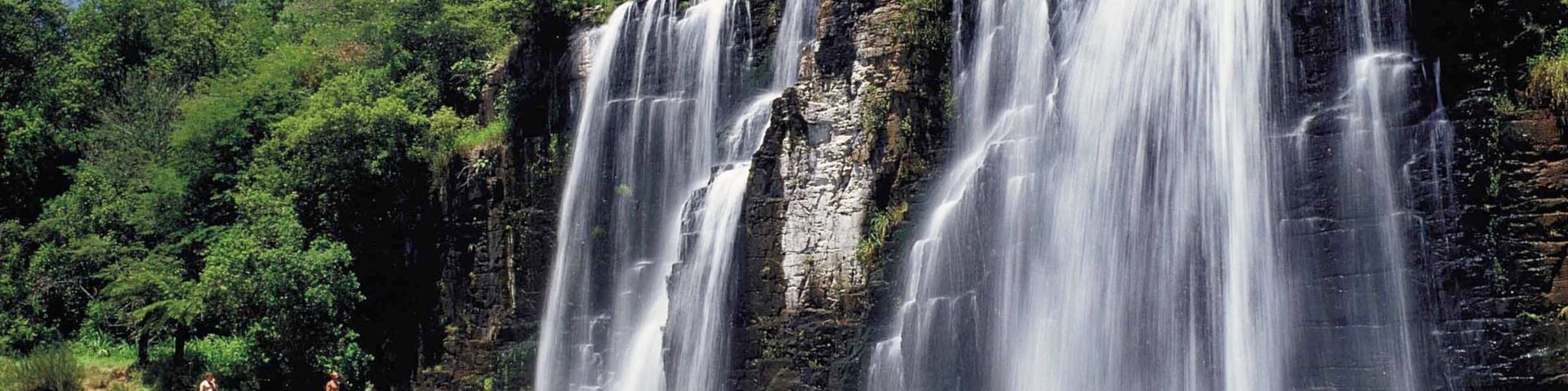 Mpumalanga - Limpopo showing a cascade, a lake or waterhole and a gorge or canyon