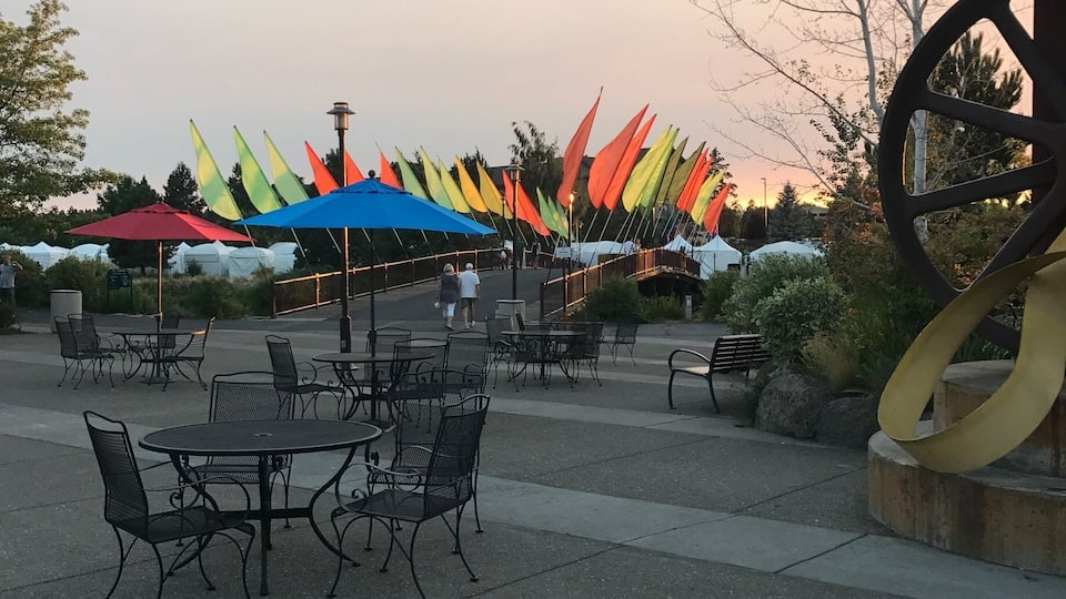 What a lovely place to shop, rent a bike, eat or take in a movie...