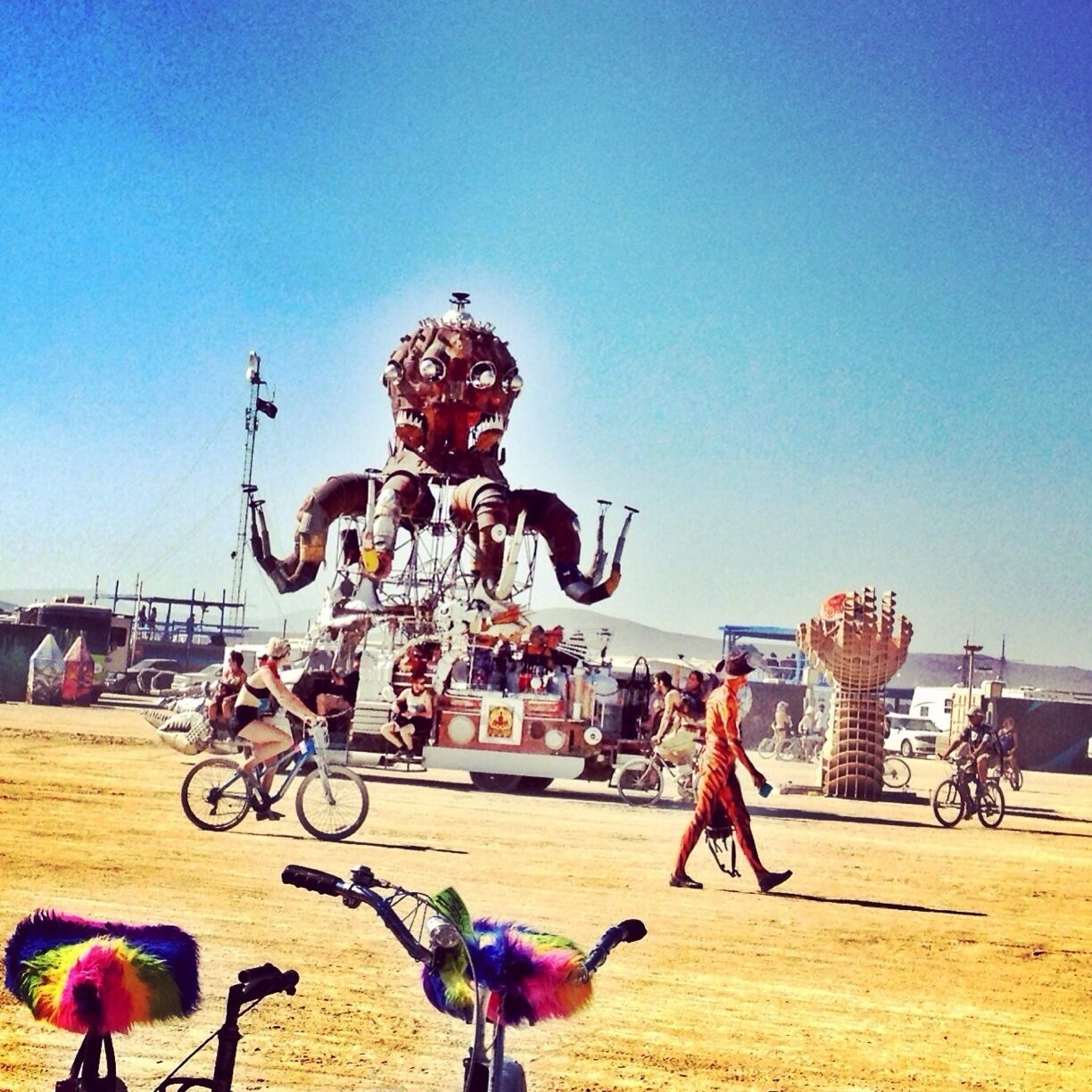 El Pulpo Mecanico - one of my favourite art cars on the playa