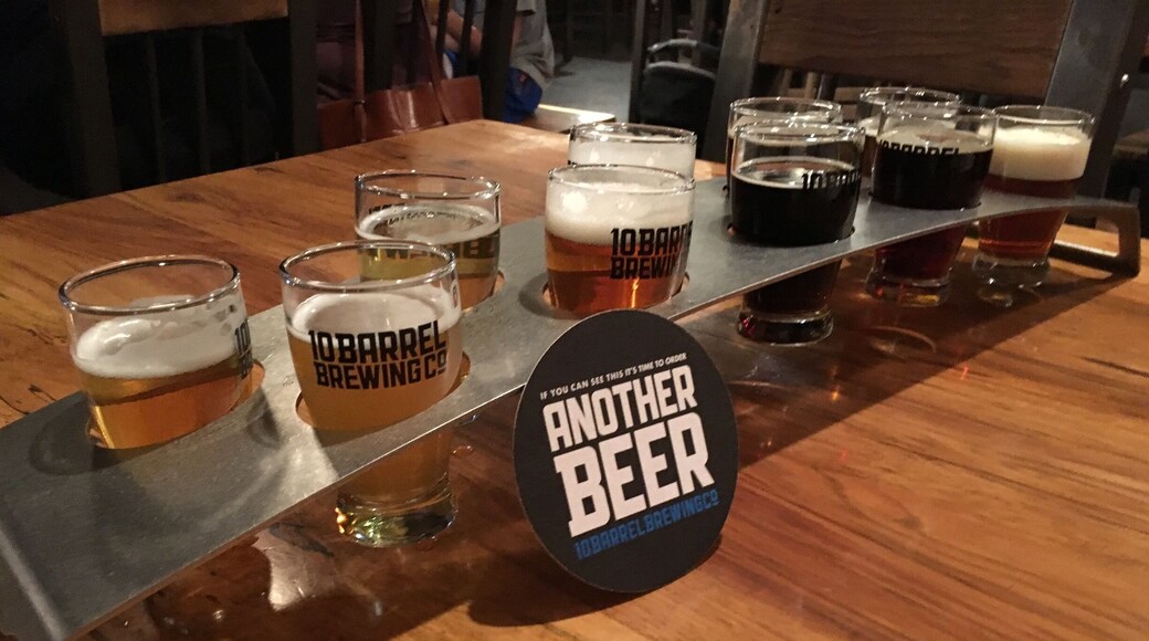 10, 3 oz tastings
#lifeatexpedia