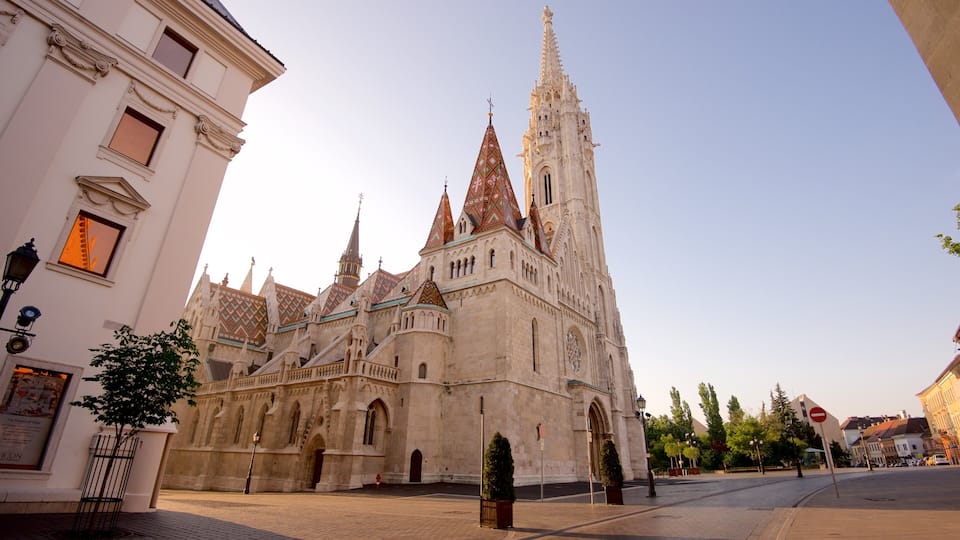 Budapest showing heritage architecture and a church or cathedral