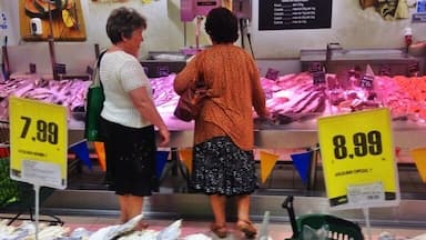 Even castle towns have super markets. In Portugal, the chain of Pingo Doce are good ones that seem to have the best of both worlds: convenience of a broad range of stuff as well as locally sourced products. And of course they all have a pile of bacalao!
